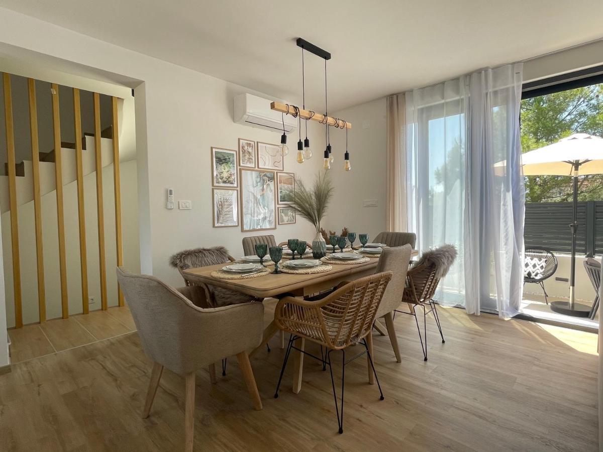 Boho Beach House Srima Bagian luar foto