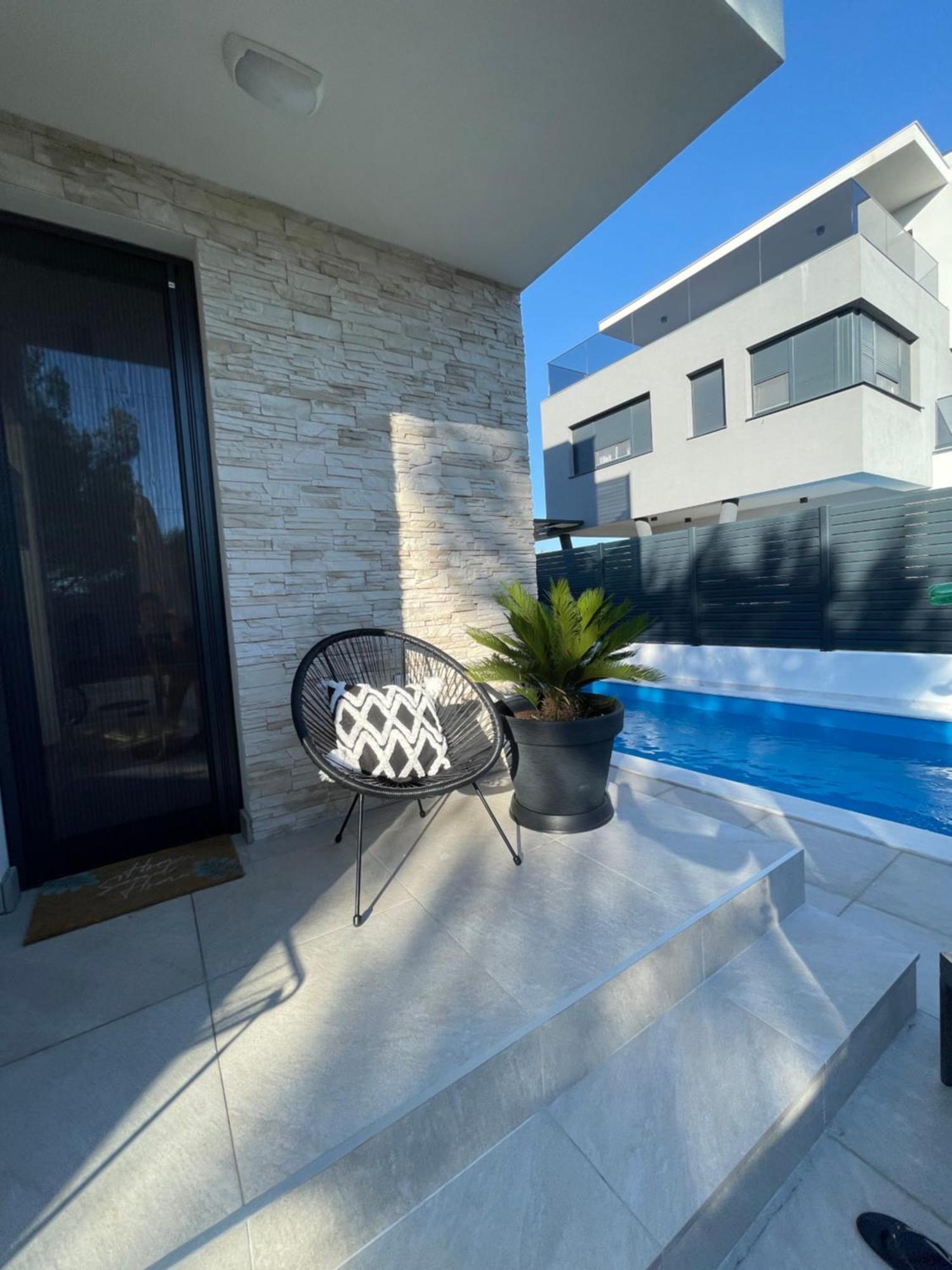 Boho Beach House Srima Bagian luar foto